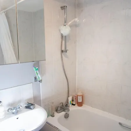Charming 1 Bedroom In Apartmán *